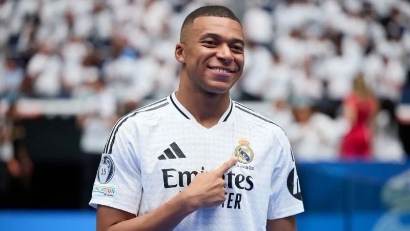 Mbappé nhanh chóng khẳng định vị thế một trong những tiền đạo nguy hiểm của Real Madrid