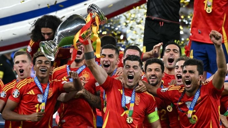 Cá độ thành công dựa vào xác suất và thống kê, trong đó phân tích dữ liệu như XG giúp loại bỏ cảm tính