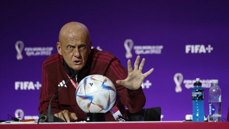 FIFA vận hành qua các ủy ban, giám sát luật, đạo đức, tài chính và phát triển.