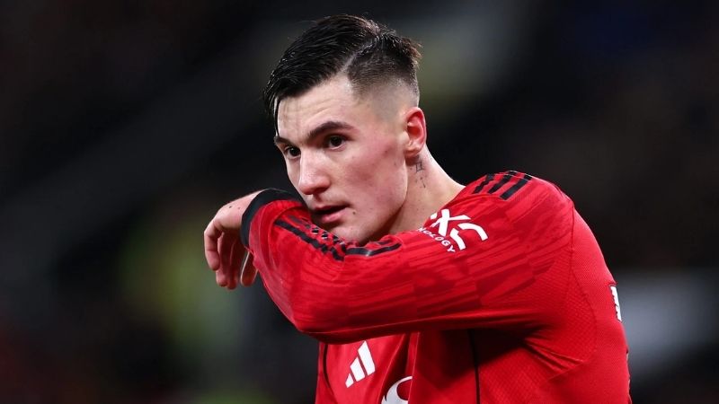 Benjamin Sesko trong màu áo Manchester United