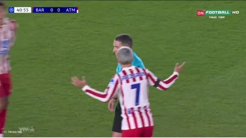 Atletico thắng kèo châu Á và Xỉu; thẻ đỏ hiệp 1 giúp kèo Tài thẻ nổ sớm.