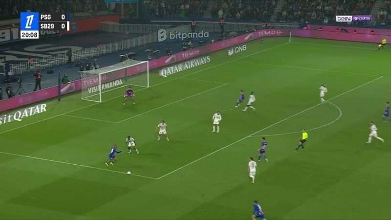 PSG áp đảo Brest nhưng bế tắc, trận đấu bị gián đoạn bởi sự cố kỹ thuật hy hữu.