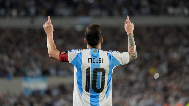 Argentina dự WC 2026 với tư cách ĐKVĐ, trong kỳ World Cup cuối cùng của Messi.