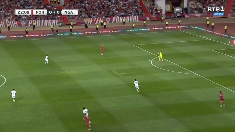 Bồ Đào Nha dẫn trước Nigeria 1-0 trong hiệp một nhờ bàn thắng đẹp của Pedro Neto.