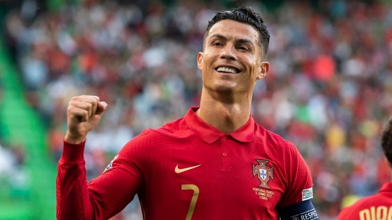 Ronaldo tịt ngòi tại Euro 2024, gây tranh cãi về vai trò gánh nặng ở tuyển BĐN.